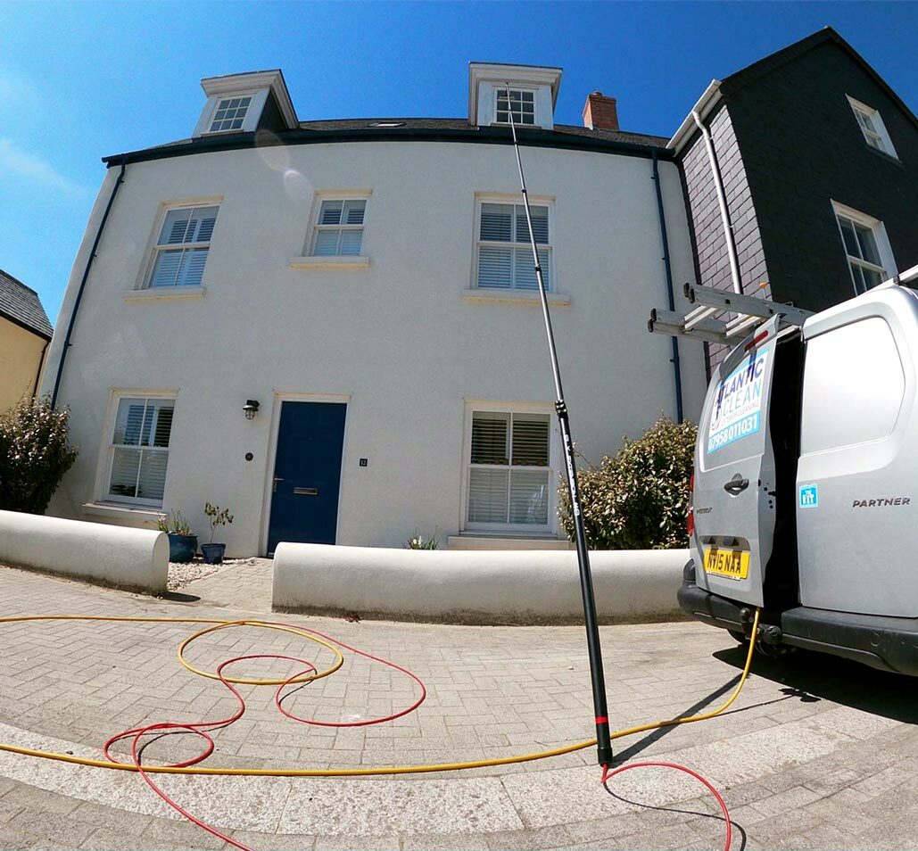Reliable Local Window Cleaning in Cornwall – Pure Water, Sparkling Results