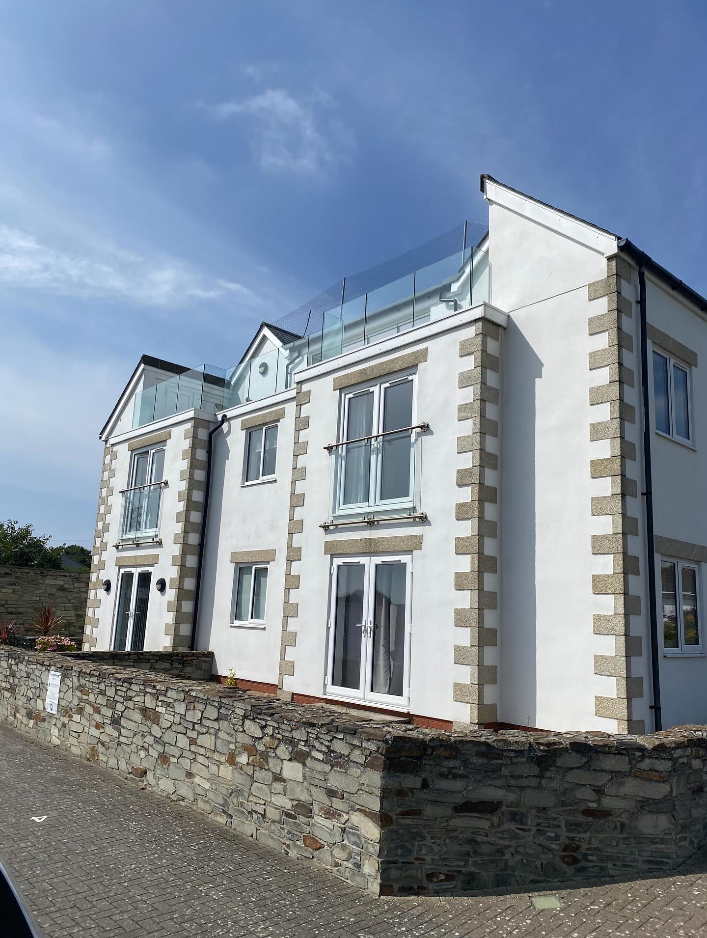 Why Professional Jet-Washing Your Driveway Improves Home Safety and Appearance